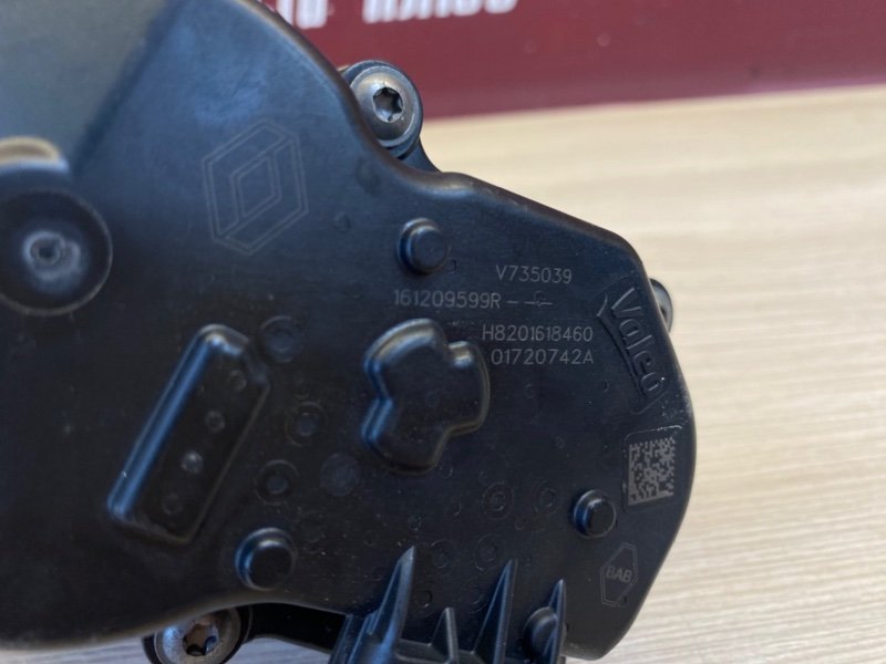 Дроссельная заслонка