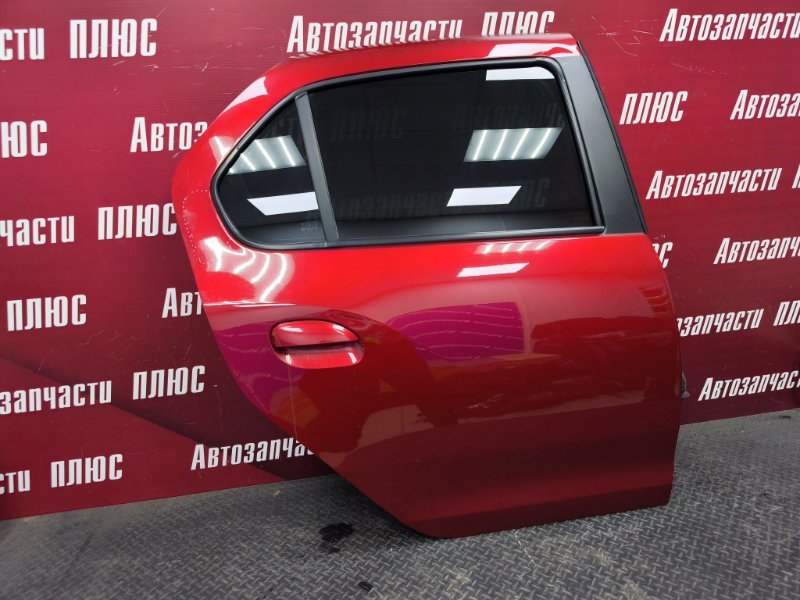 Дверь боковая