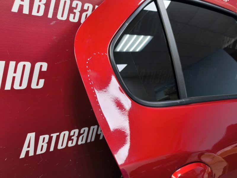 Дверь боковая