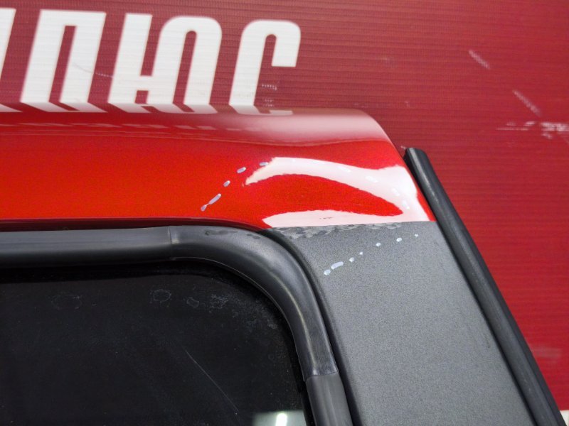 Дверь боковая