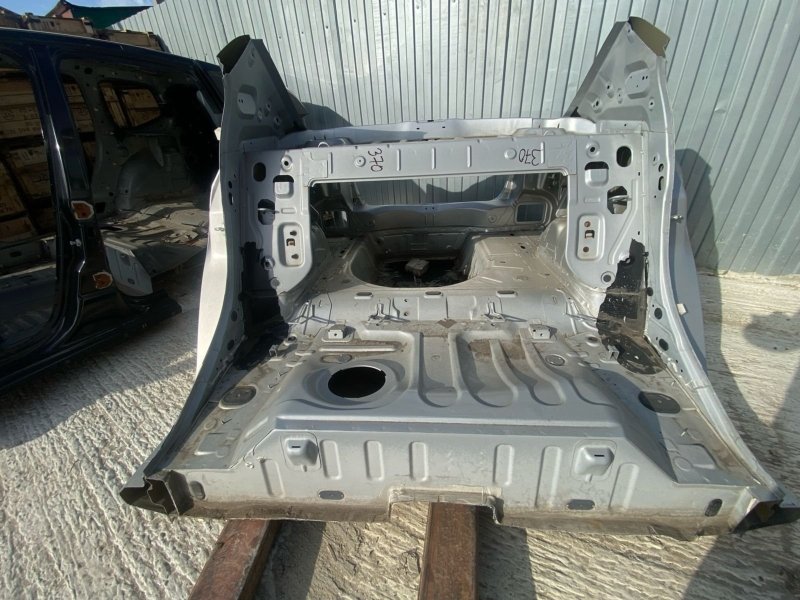 Задняя часть кузова