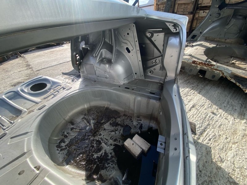 Задняя часть кузова