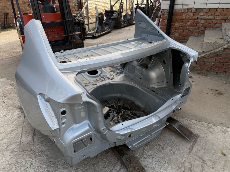 Задняя часть кузова