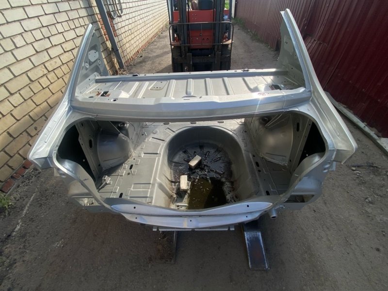 Задняя часть кузова