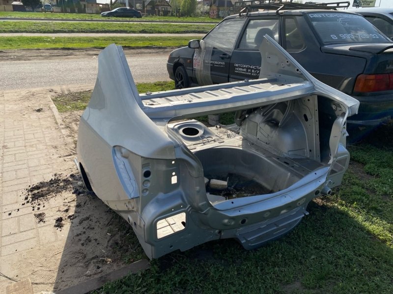 Задняя часть кузова