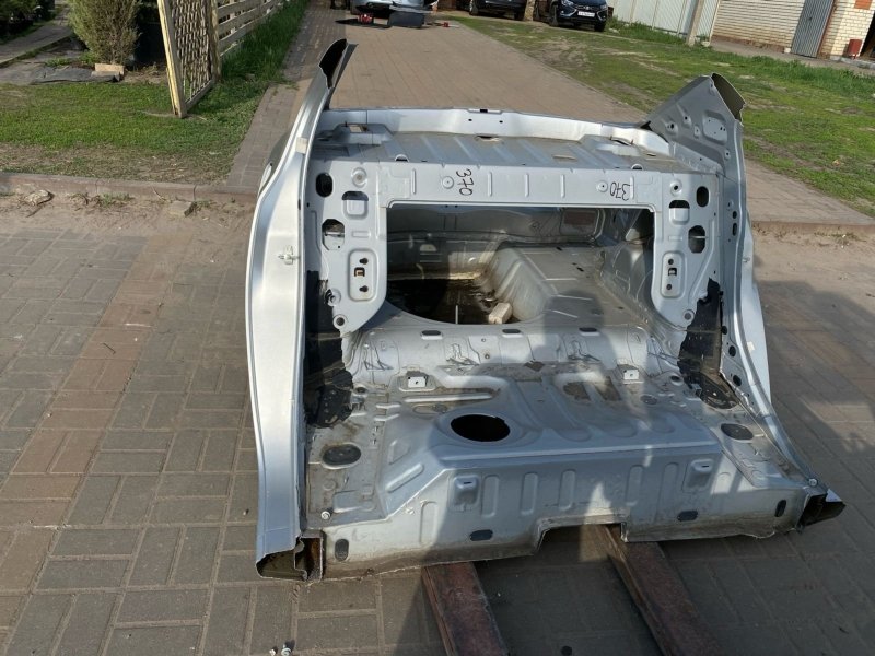 Задняя часть кузова