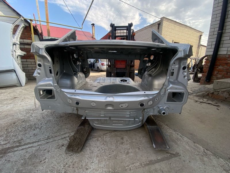 Задняя часть кузова