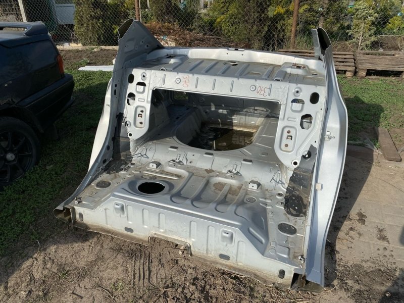 Задняя часть кузова