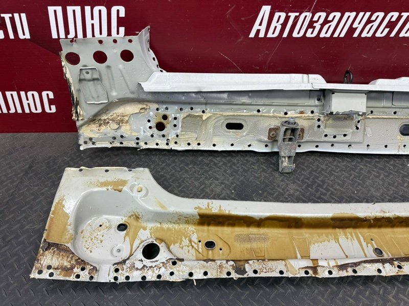 Задняя панель