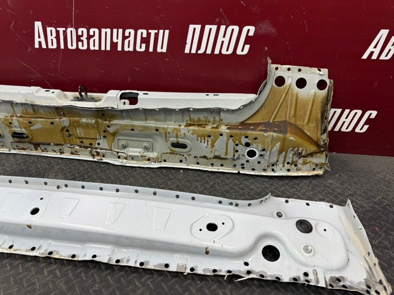 Задняя панель