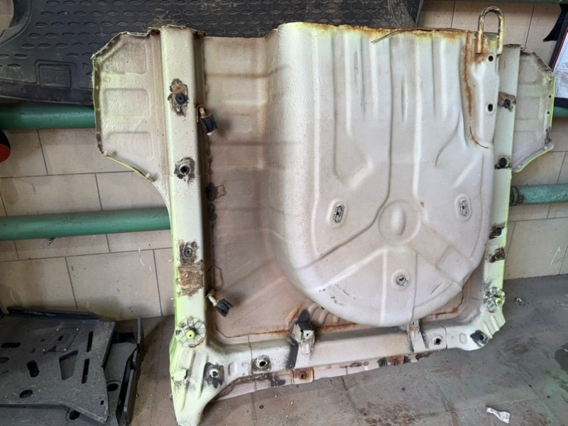 Задняя панель