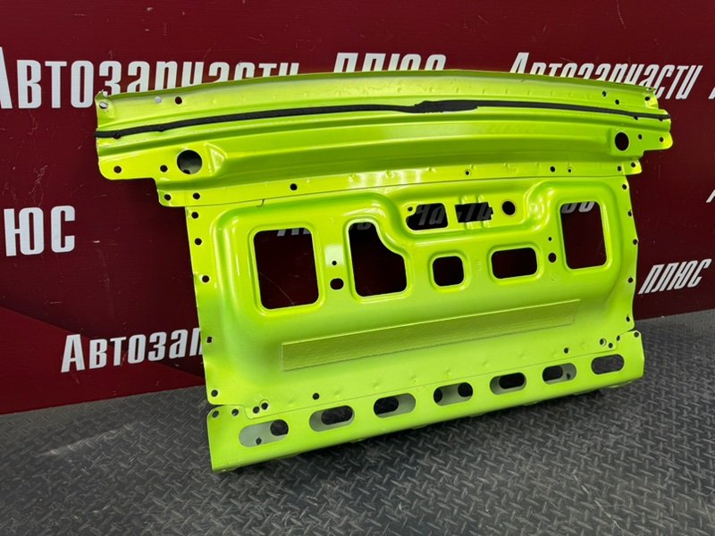 Задняя полка