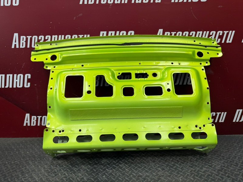 Задняя полка