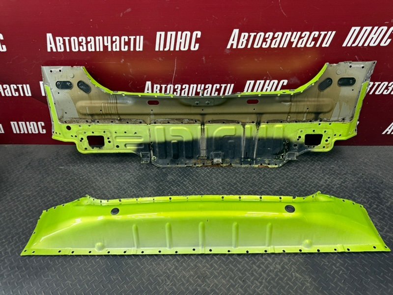 Задняя панель кузова