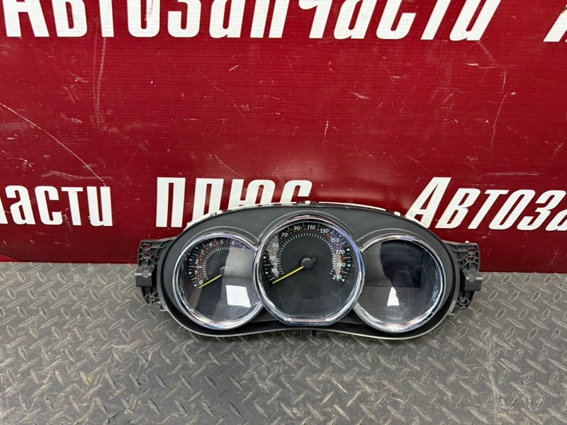 Щиток приборов