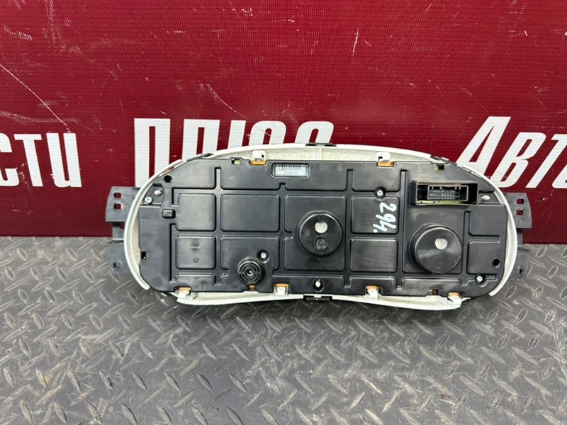 Щиток приборов