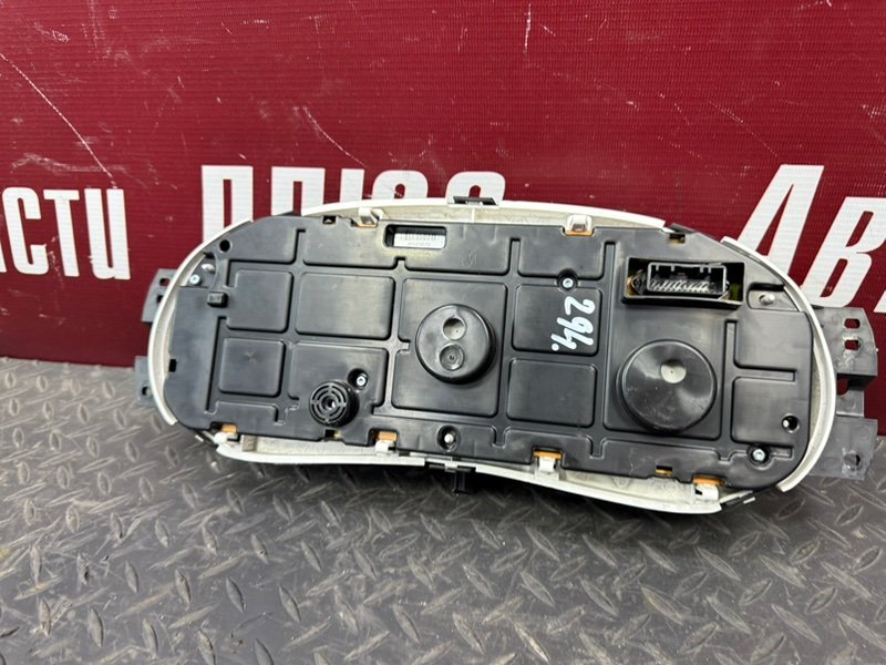 Щиток приборов