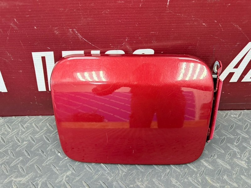 Лючок бензобака