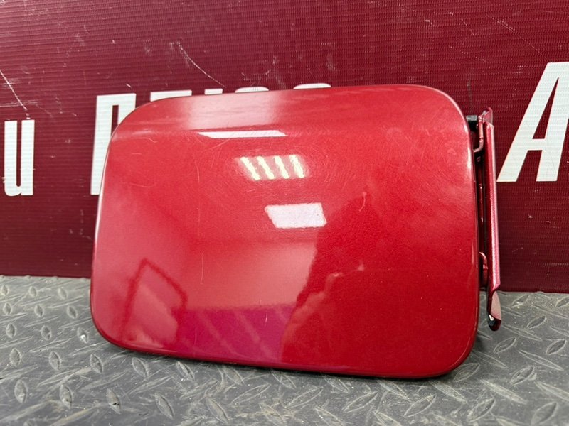 Лючок бензобака