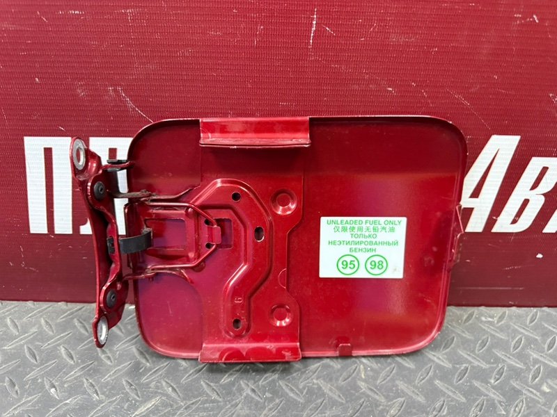 Лючок бензобака