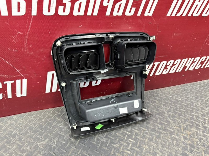 Рамка магнитолы