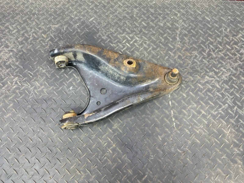 Рычаг подвески