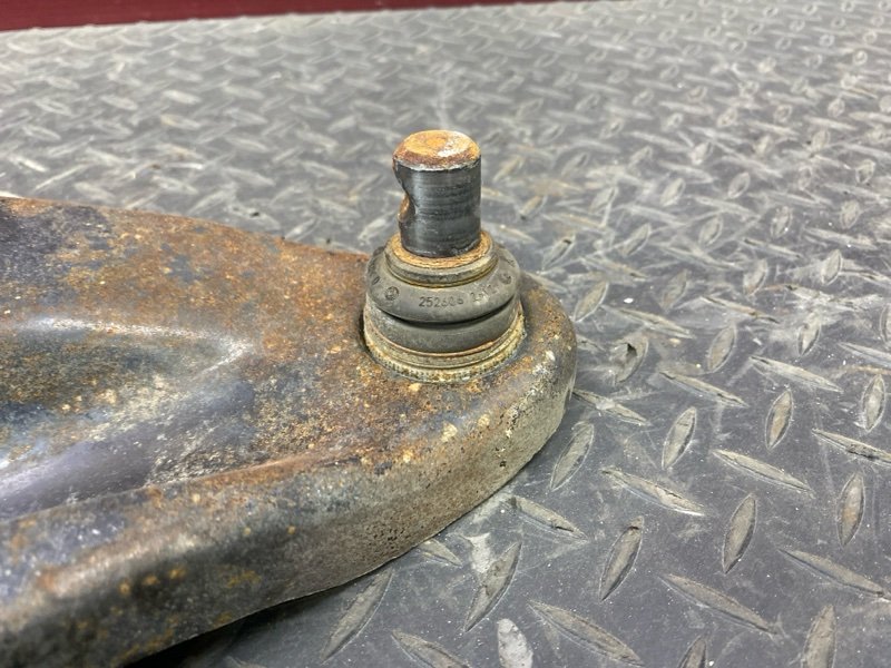 Рычаг подвески