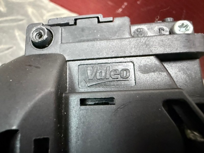 подрулевой переключатель