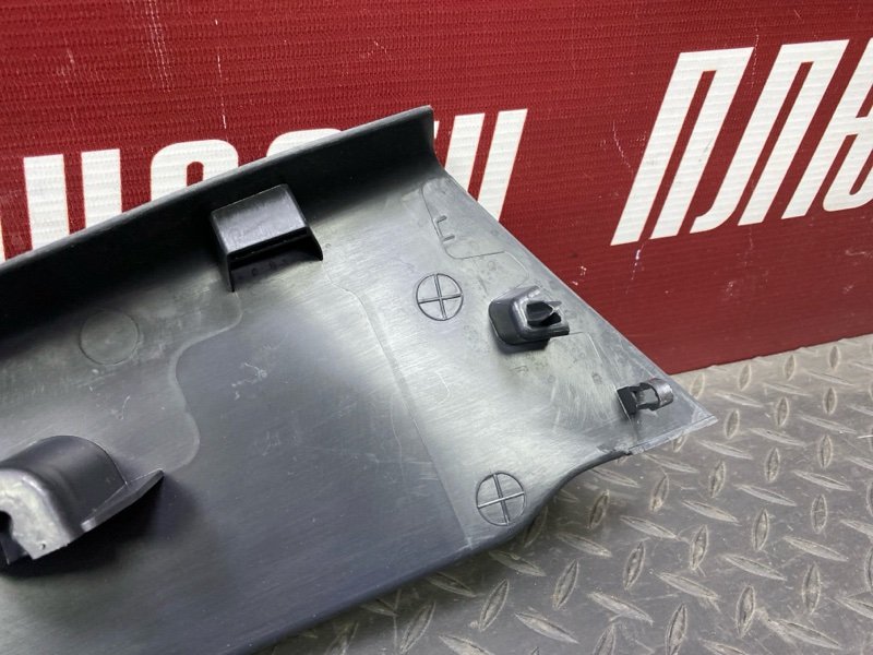 Обшивка      стойки