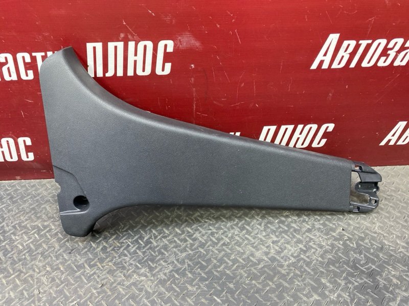 Обшивка средней стойки