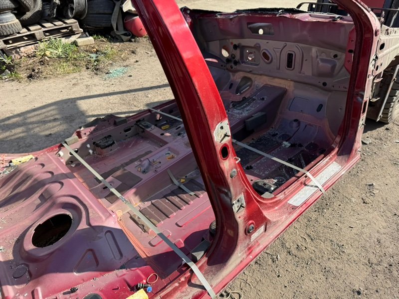 средняя стойка