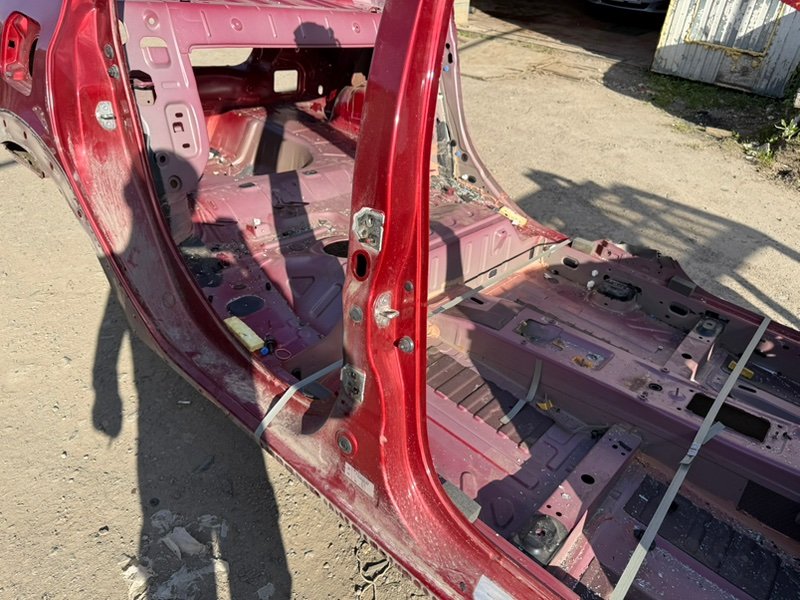 средняя стойка