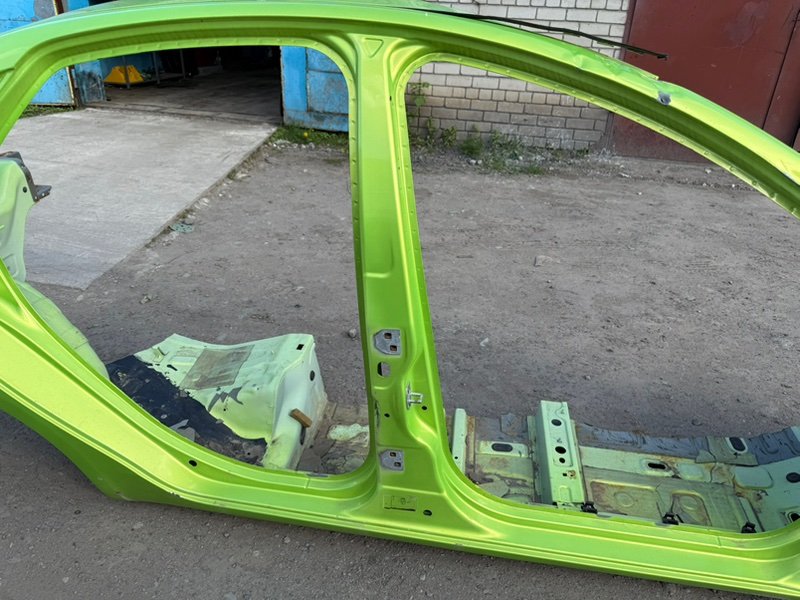 средняя стойка