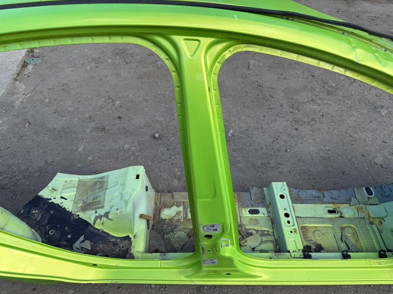 средняя стойка