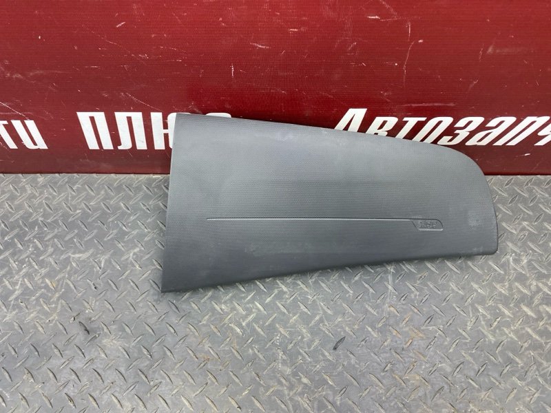 Подушка безопасности пассажира