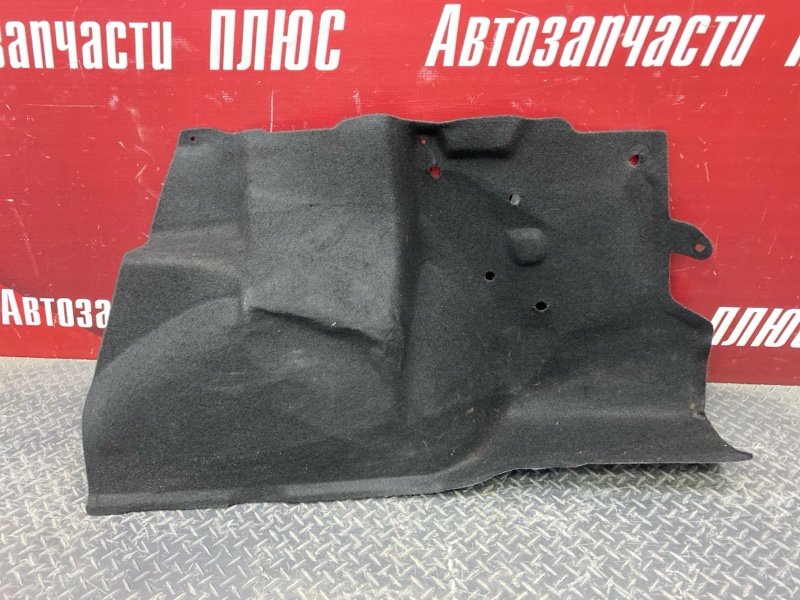 Обшивка багажника