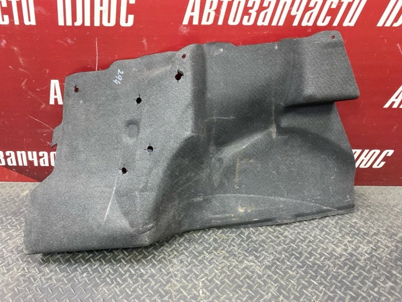 Обшивка багажника