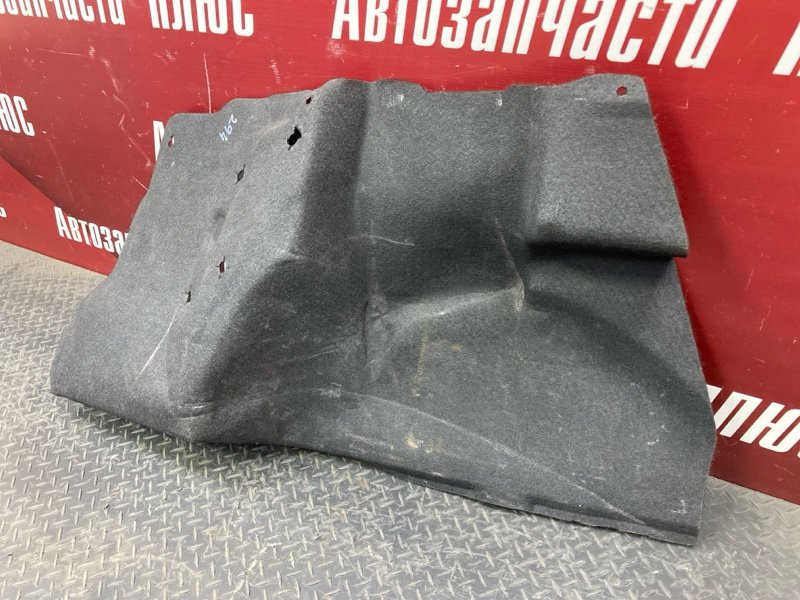 Обшивка багажника