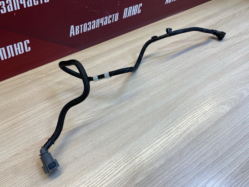 Трубка топливная