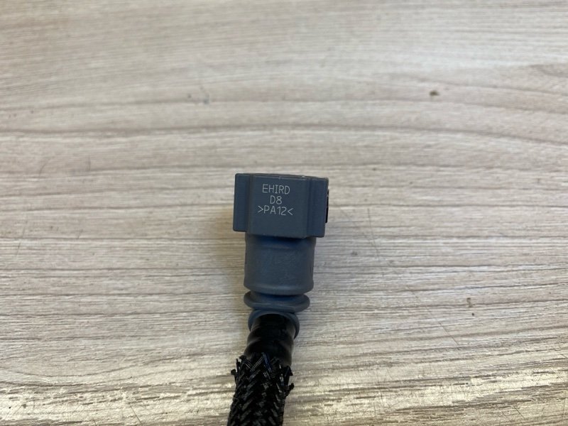 Трубка топливная