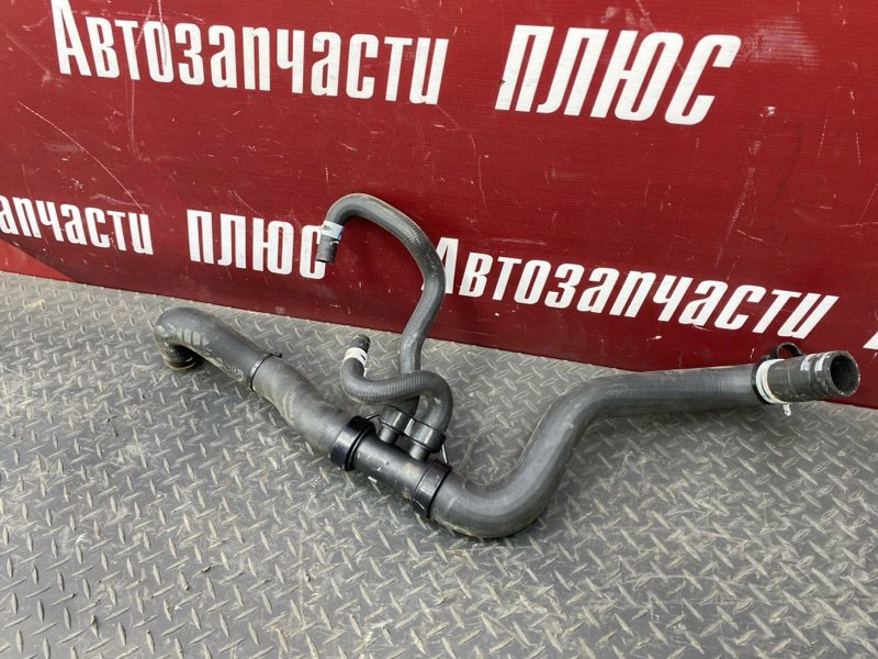 Патрубок радиатора