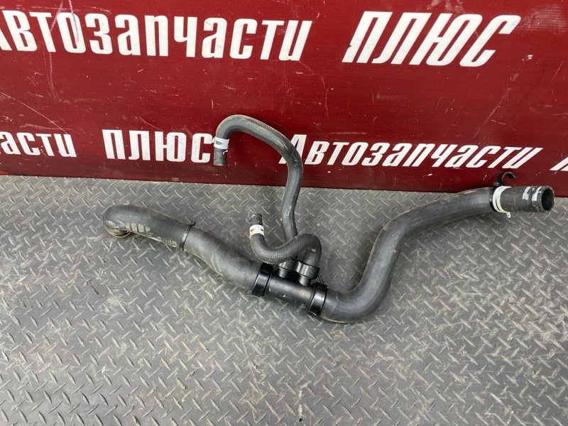 Патрубок радиатора