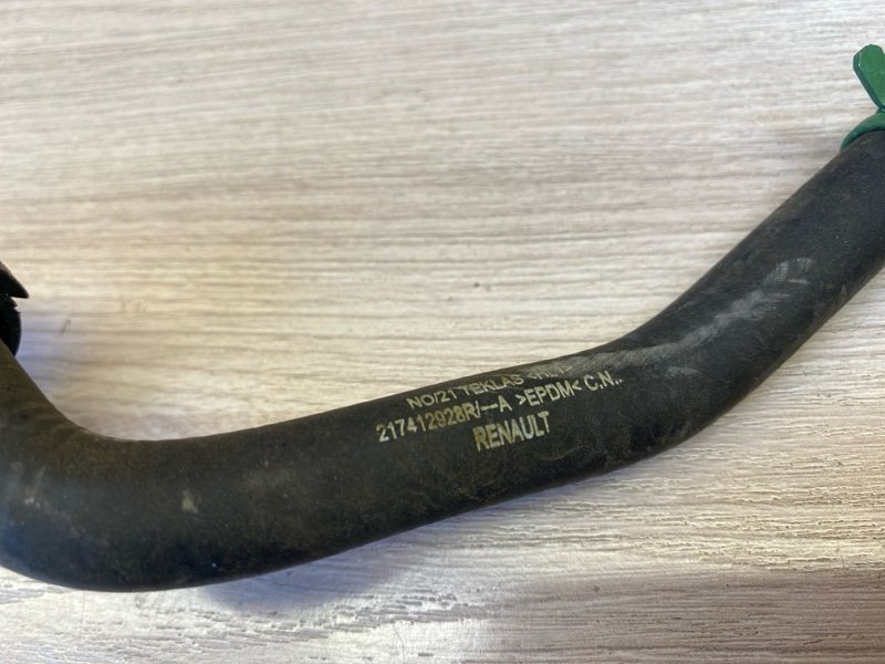 Шланг расширительного бачка