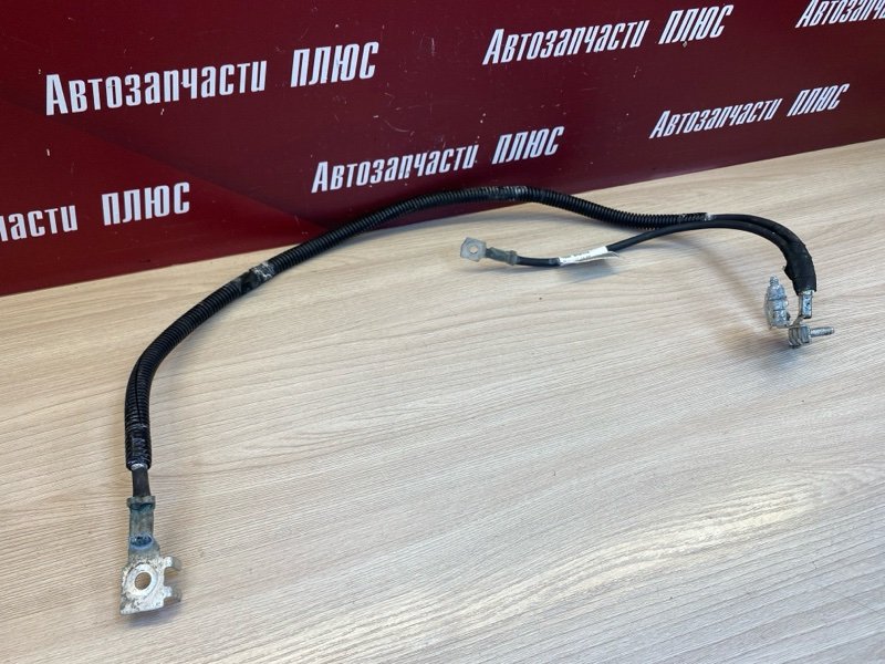 Клемма аккумулятора