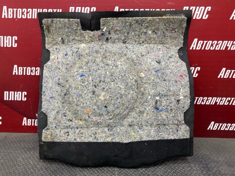 Обшивка пола багажника