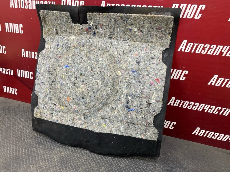 Обшивка пола багажника