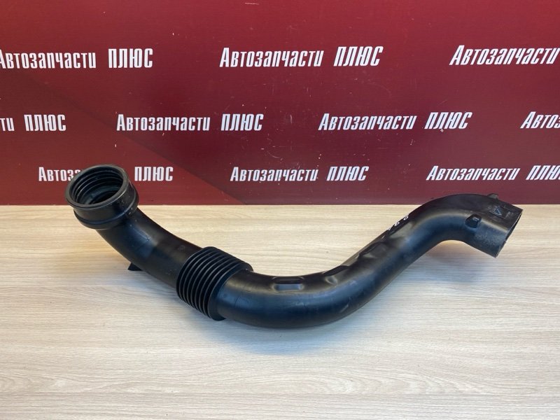 Патрубок воздушного фильтра