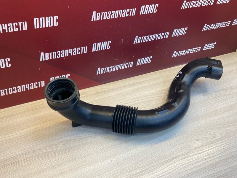 Патрубок воздушного фильтра