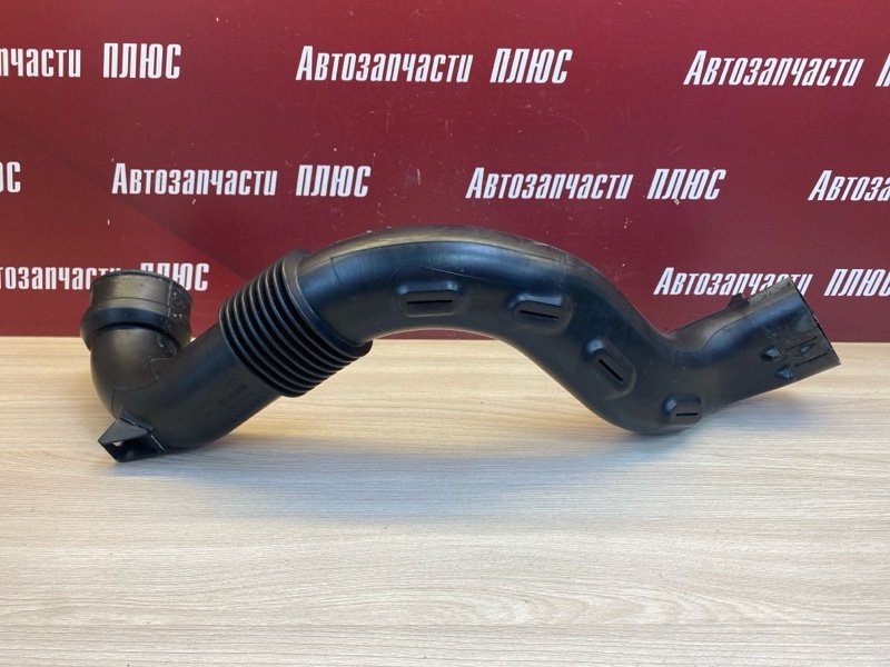 Патрубок воздушного фильтра