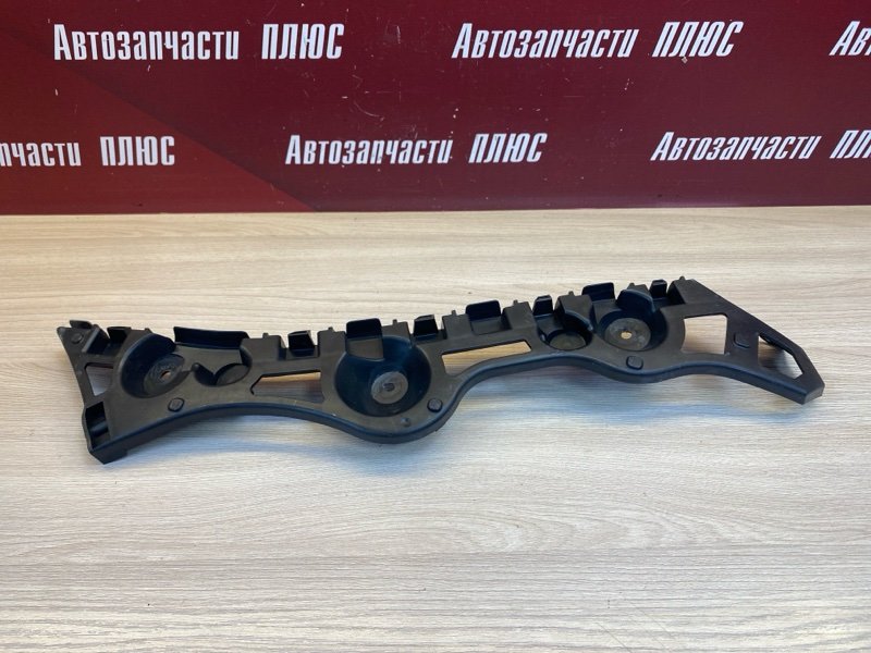 Кронштейн   бампера